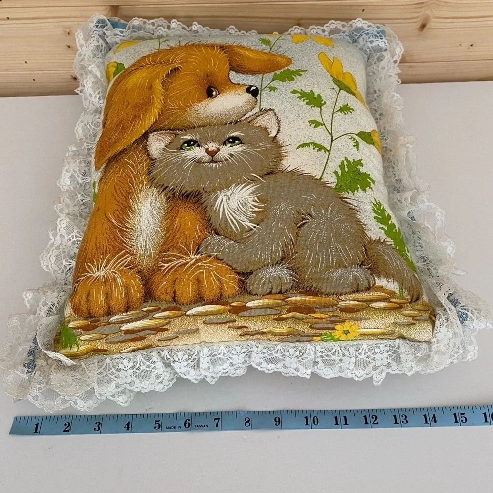 Vintage 1991 Handmade Ruffled Laced Puppy Kitten Calendar Tea Towels Pillow Home
